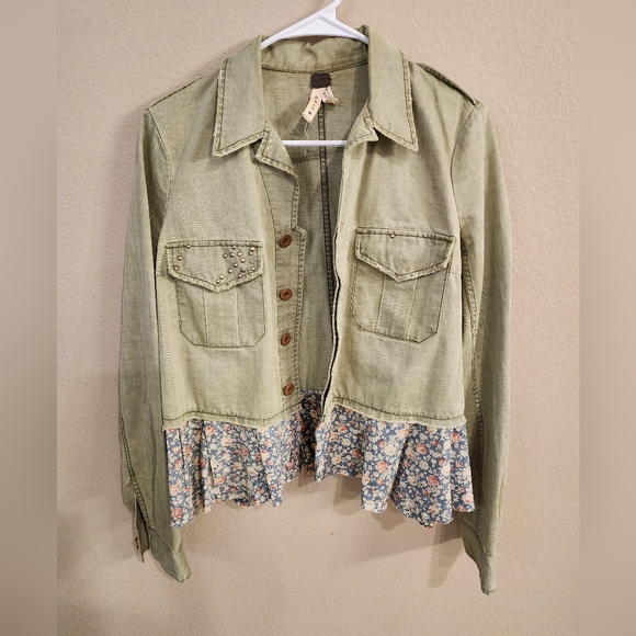 !We The Free, Free People Studded Military/Utility Jkt Floral Peplum Hem -SZ S! - Picture 3 of 11